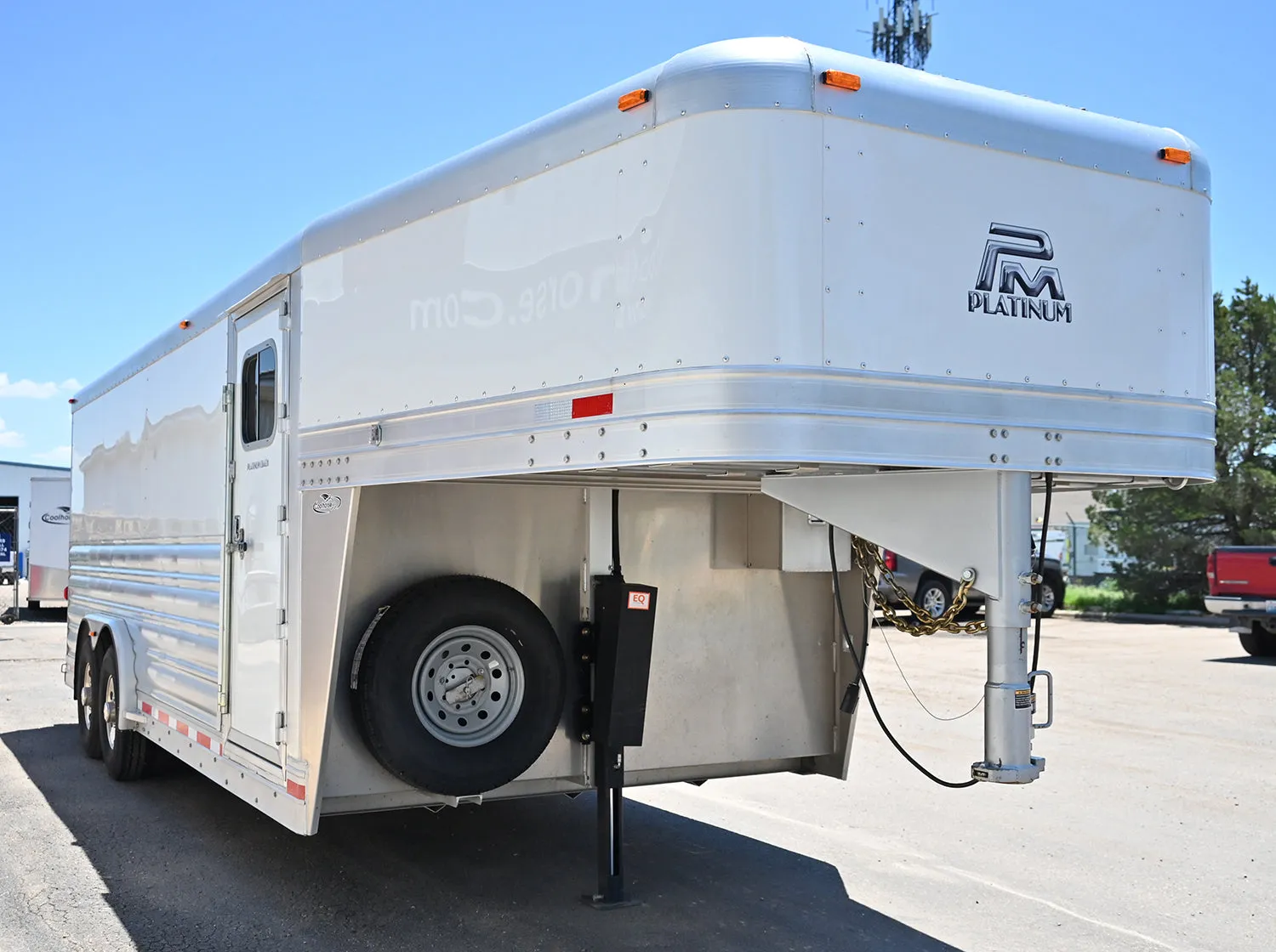 2024 Platinum 8'x20' Cargo GN Trailer with Hydraulic Jack